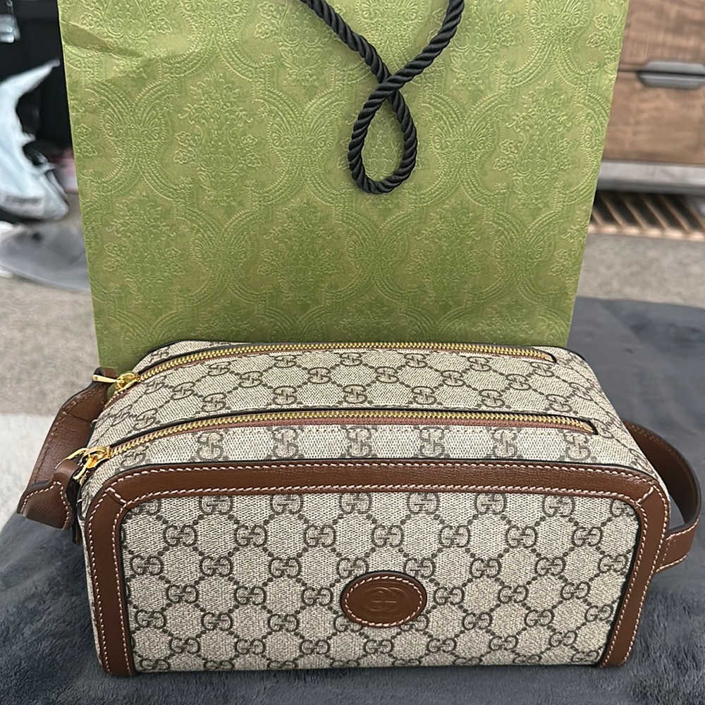 Men’s Toiletry Bag